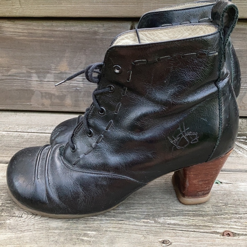 John Fluevog black leather ankle boots size 6